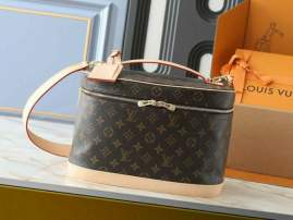 Picture of Louis Vuitton Handbags _SKUfw200955530fw